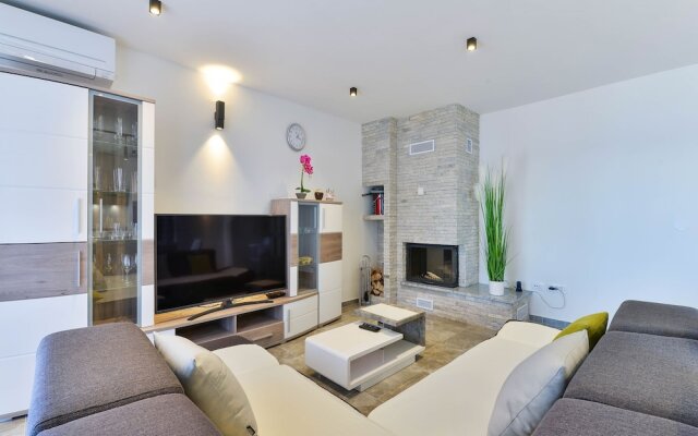 New 2020 Villa Futura With Magnificant Seaview