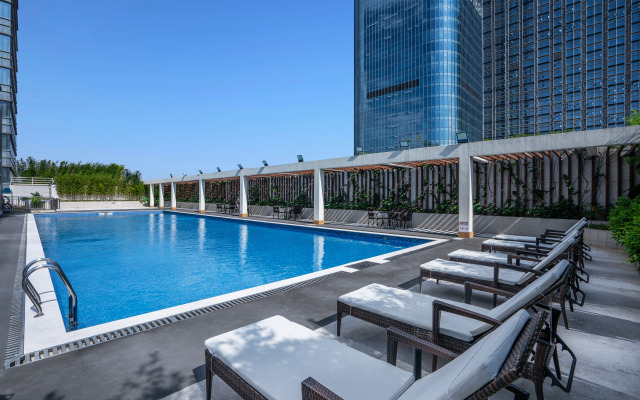 Guangzhou Pearl River International Hotel （Yijing Lu Metro Station）