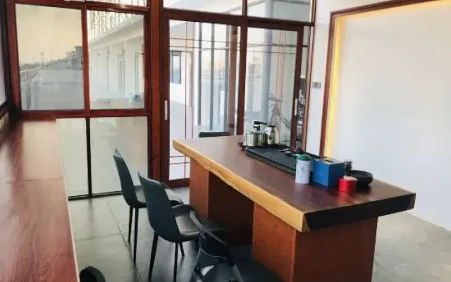 ALAN Qingyun Hotel (Guigang Qingyun Bridge)