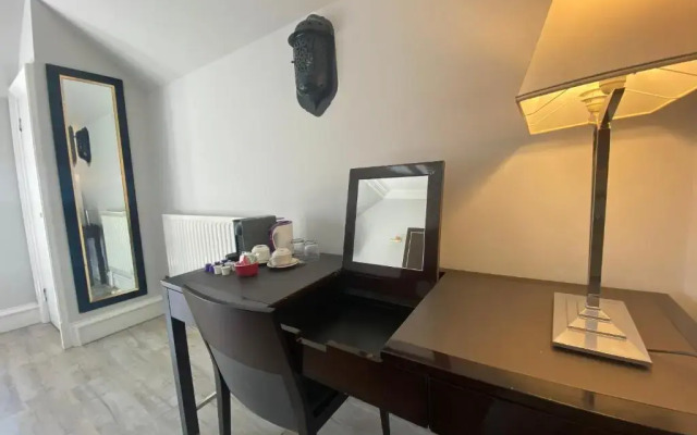 iHoliday Hotel