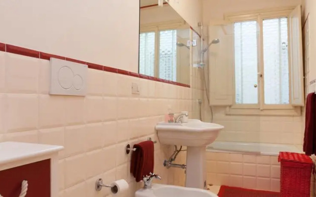Bargello Sweet Apartment