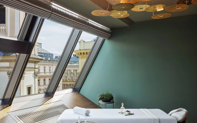 Rosewood Vienna