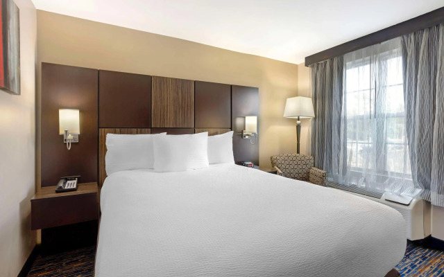 Best Western Plus Fairfield Hotel