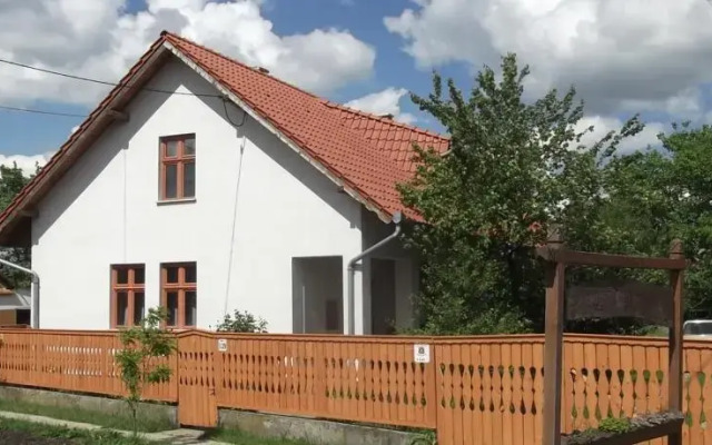 Sárréti Vendégház
