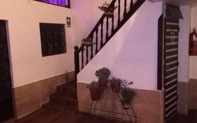 Huayruro Guest House