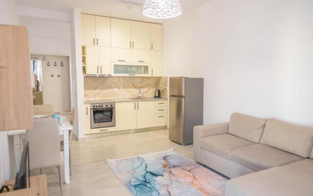 Happy Home Central 1