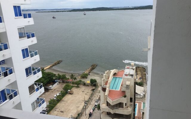 Apartamento Frente al Mar Piso 19