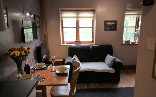 Whitley Elm Cottages