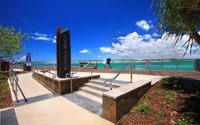 Columbia Point U6, 7 Bulcock Beach Esp