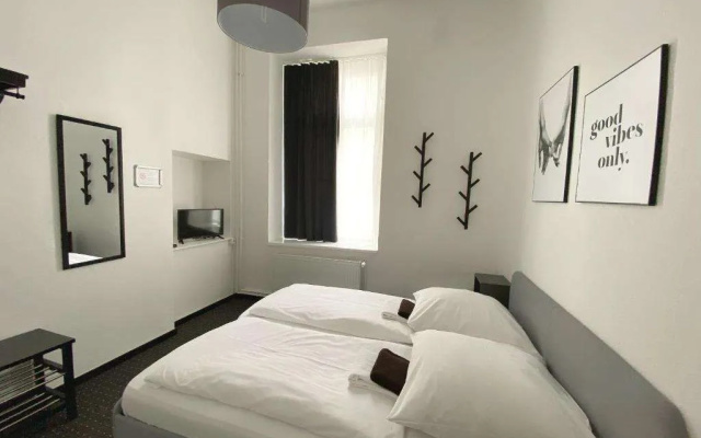Hotel AVAlex