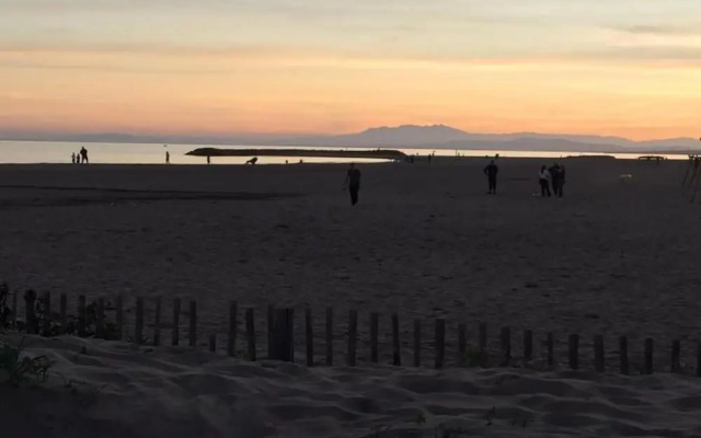 Villa in Valras-plage Near Sand Beach