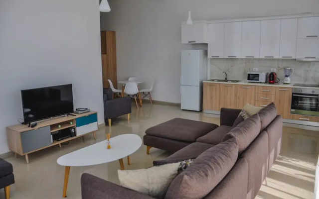 Suite AIOALBANIA Trilo Bibagni