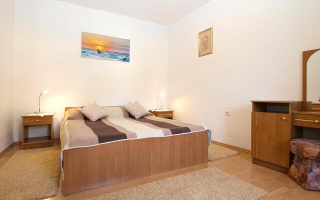 Apartment Riva Rabac 1825