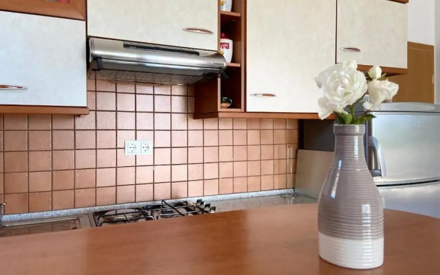 Žare - With Garden - A1