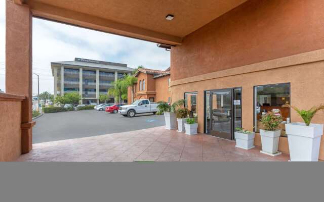 Quality Inn & Suites Oceanside near Camp Pendleton