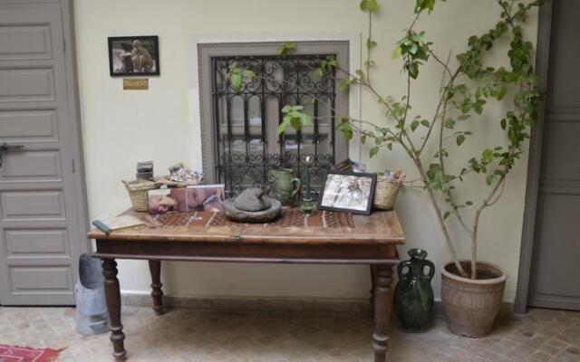 Riad Light of Life