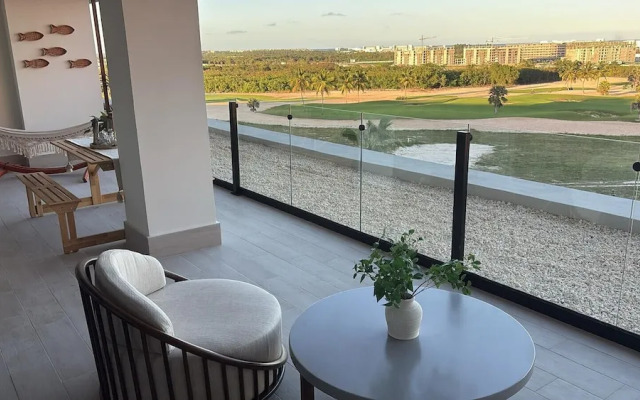 Apartment w Terrace and 2 Bedrooms in Cap Cana