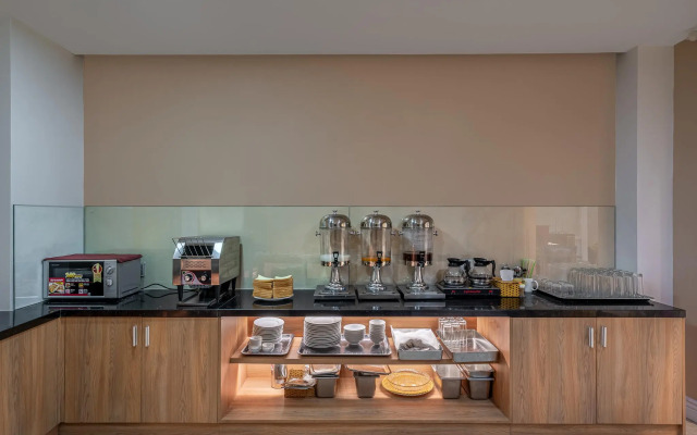 Sazi Resin Hotel