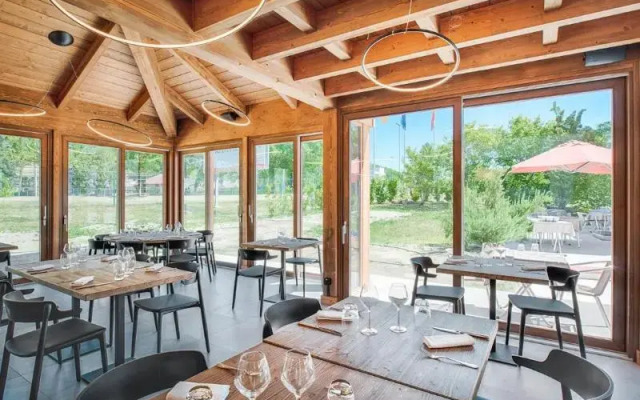 Logis Hôtel la Clé des Champs