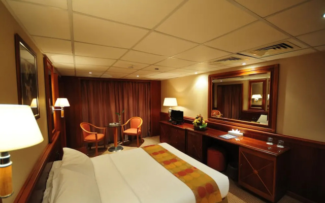 MS Royal Ruby Nile Cruise, from Luxor or Aswan (Mon-Fri, Fri-Mon)