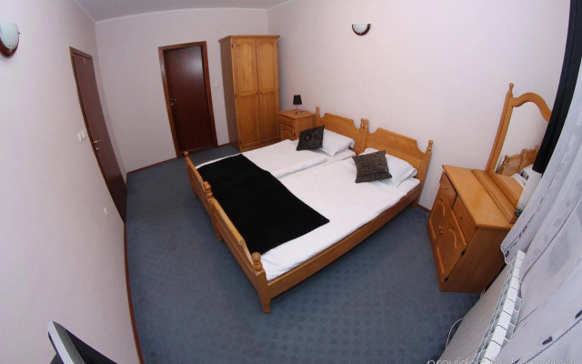 Europa Motel