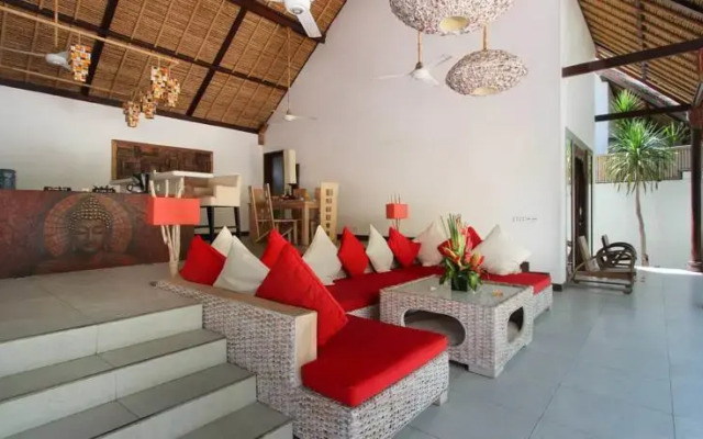 Villa Asyik