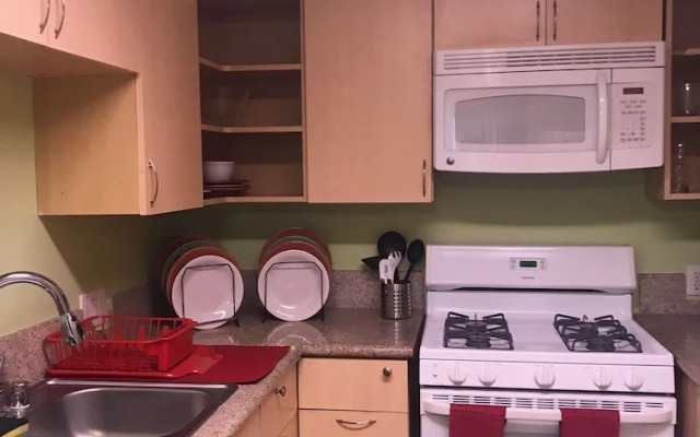 Relax and Comfortable 2 Bedroom Townhome