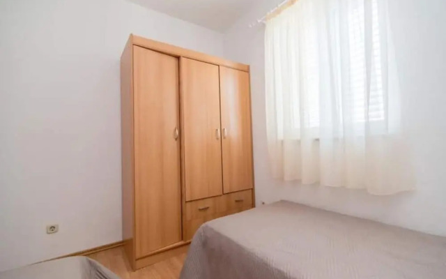 Apartments Batinic - Two Bedroom Apartment With Terrace and Sea View