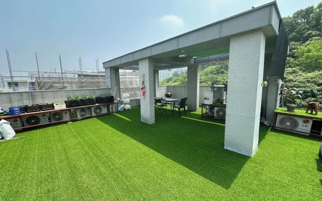 Yolo House