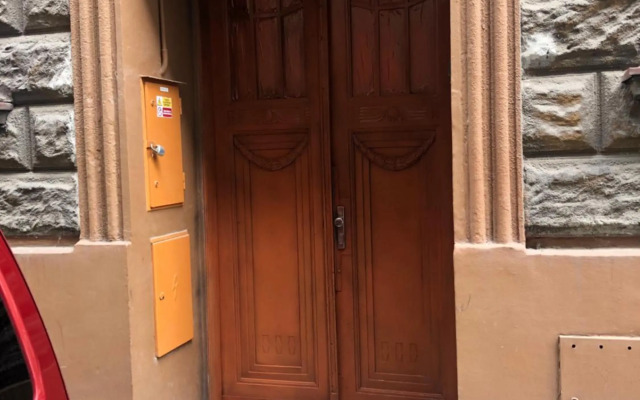 Red&Black Apartment City centr