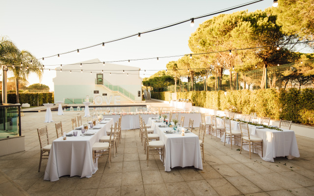The Magnolia Hotel