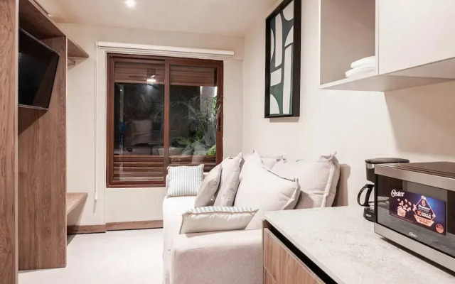 Stylish Double Studio With Equipped Kitchen and Wi-fi