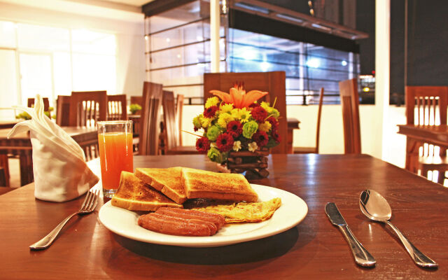 Thilhara Days Inn