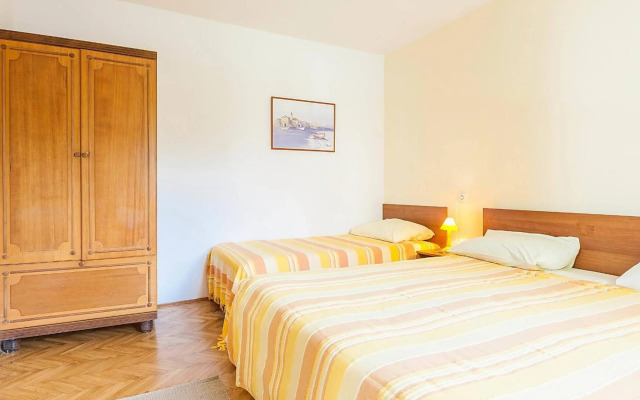 Punta Preko Apartments