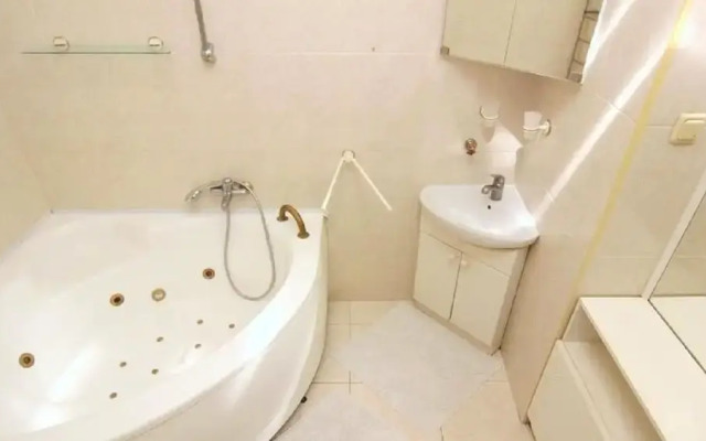 Апартаменты «Лакшми клубный апартамент с 3 спальнями»