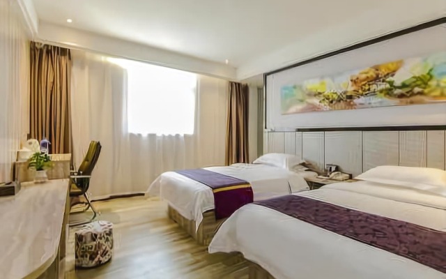 Super 8 Hotel