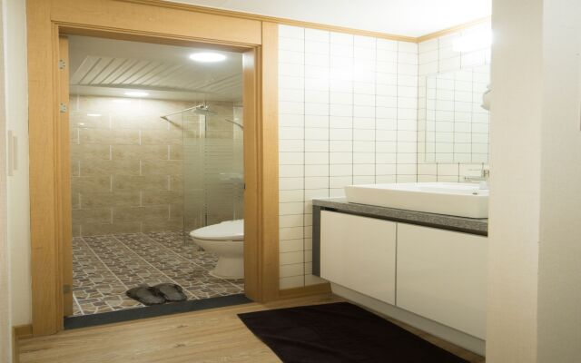 Lake Ocean Resort Sokcho