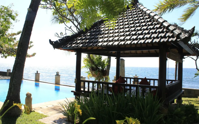 The Ning Beach & Villa