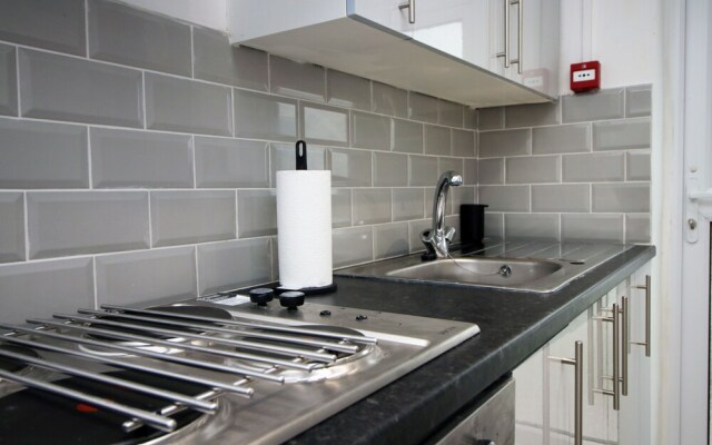Skyline Remarkable 2-bed Apartment in Swansea