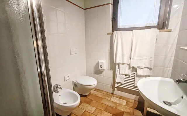 Apartment With Shared Pool