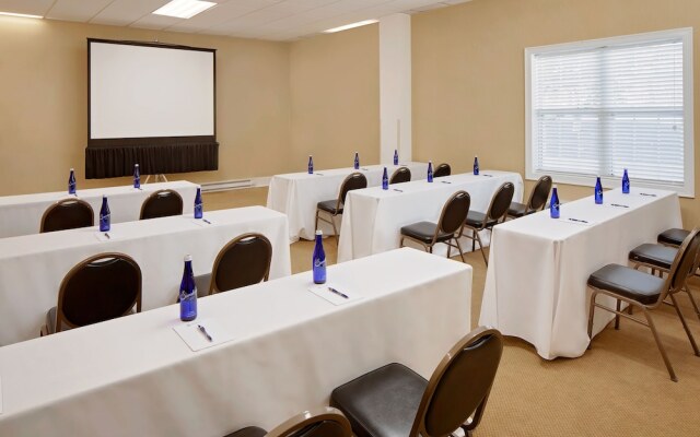 Westford Regency Inn & Conference Center