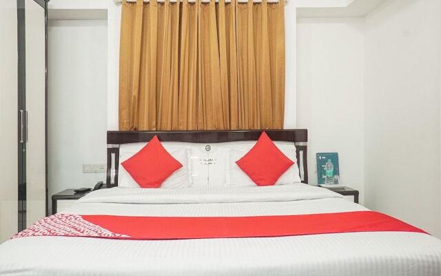 OYO 13467 Hotel FC 16 Suites
