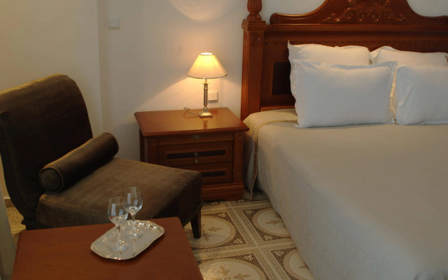 The Cliff Beach & SPA Hotel