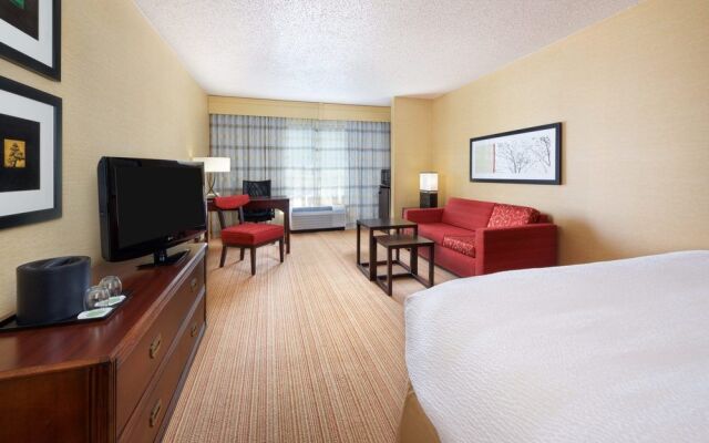 Courtyard by Marriott Indianapolis at the Capitol