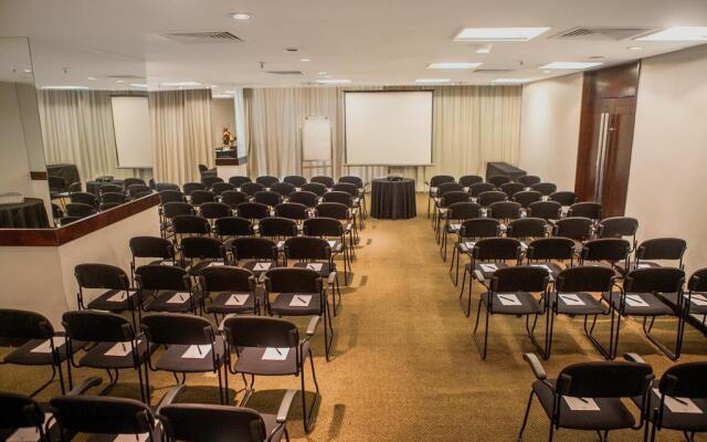 Golden Tulip Ipanema Plaza