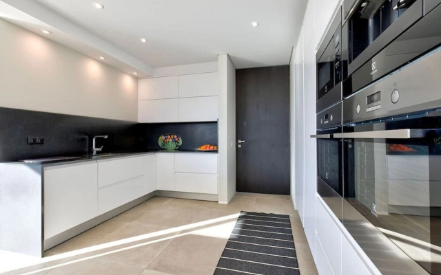 2 Rua das Palmas Luxurious Stylish and Modern L
