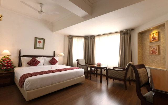 Issacs Residency