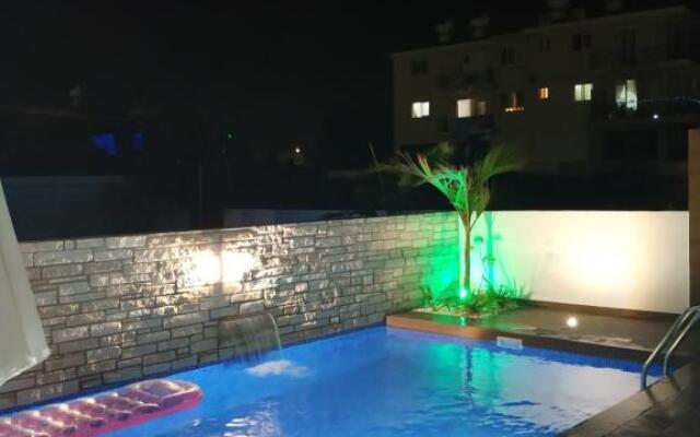 Melanos Residence 2 bdrm townhouse with private pool