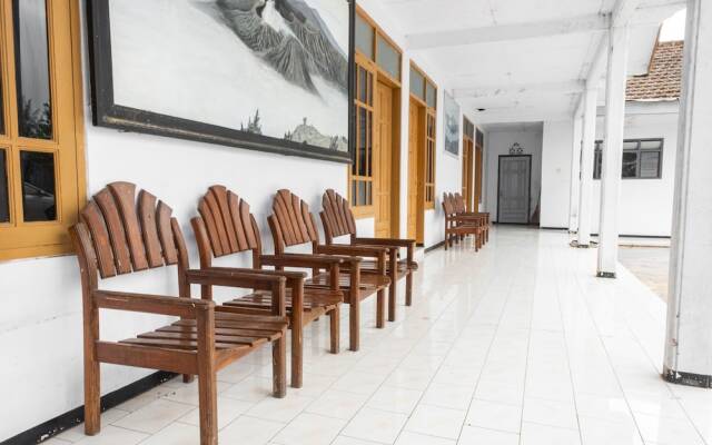 Penginapan Rizky by OYO Rooms