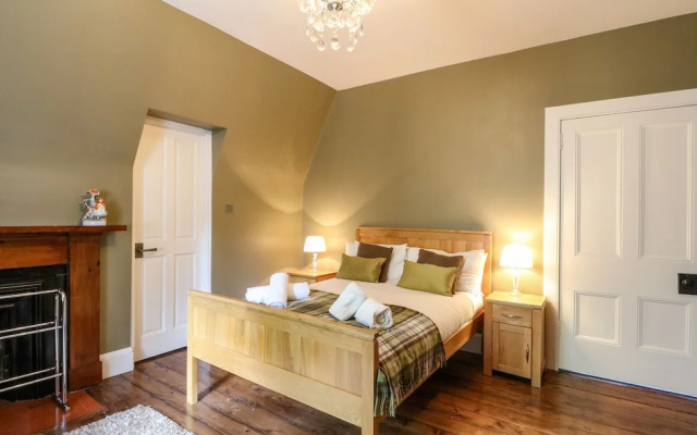 Bearnock Lodge